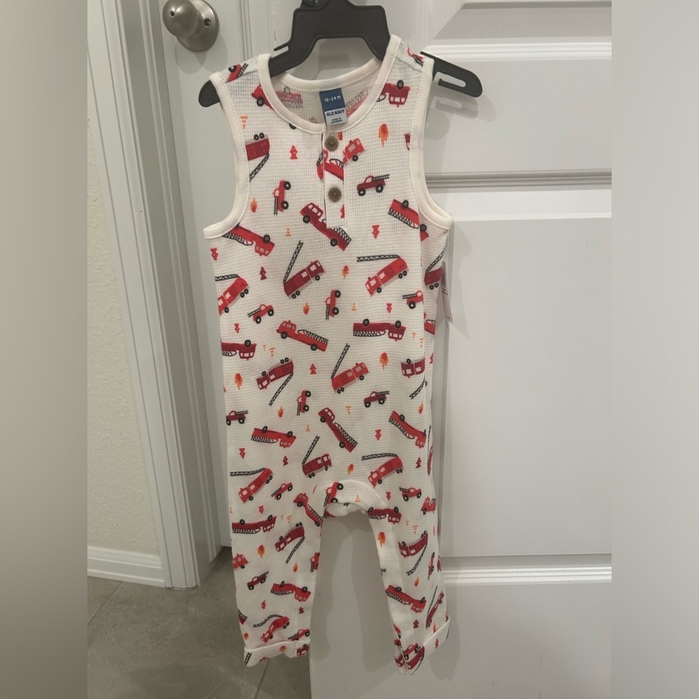 NWT Toddler Boy Sleeveless Thermal-Knit Henley One-Piece